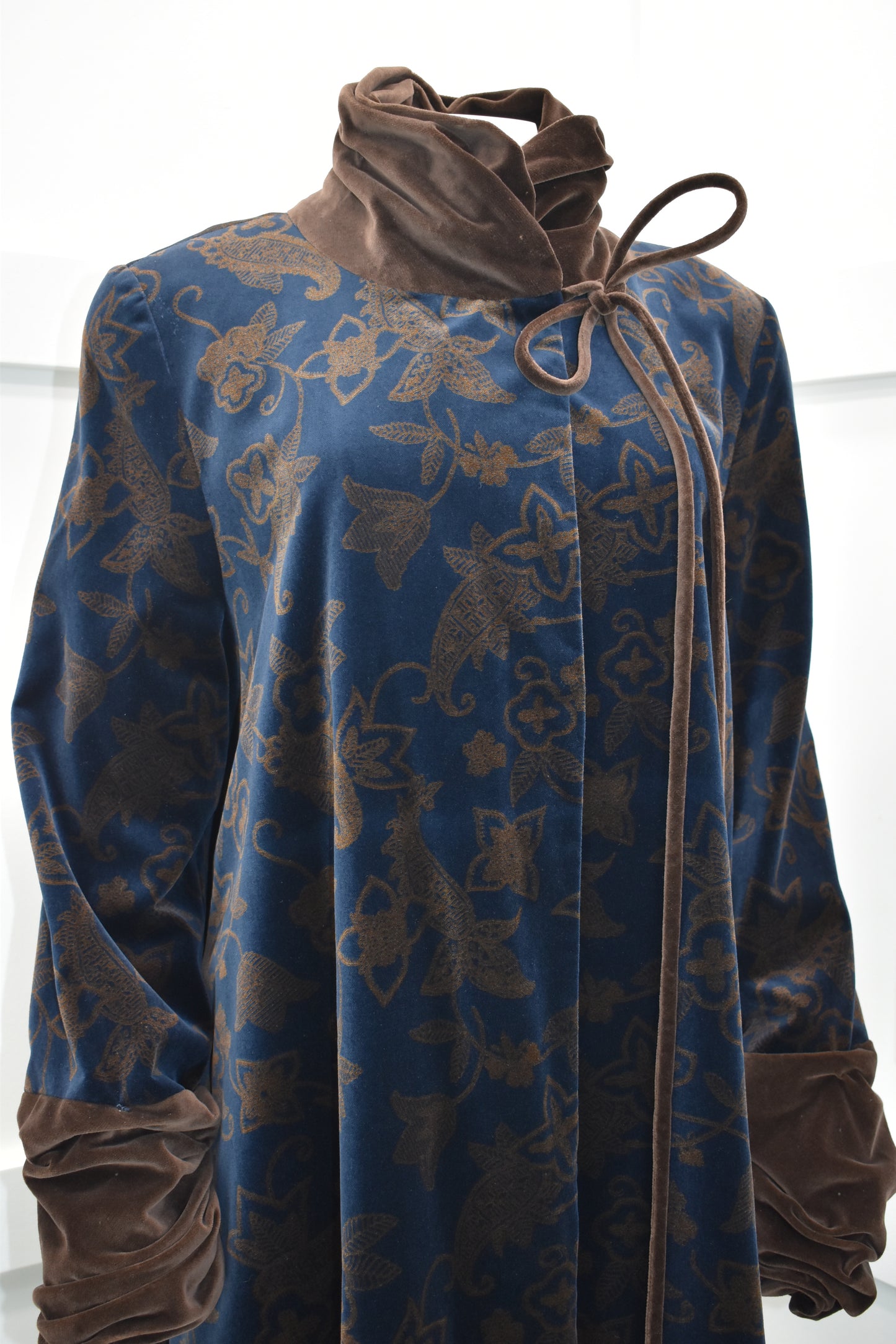 Women's vintage outerwear. Velour coat cloak in floral print