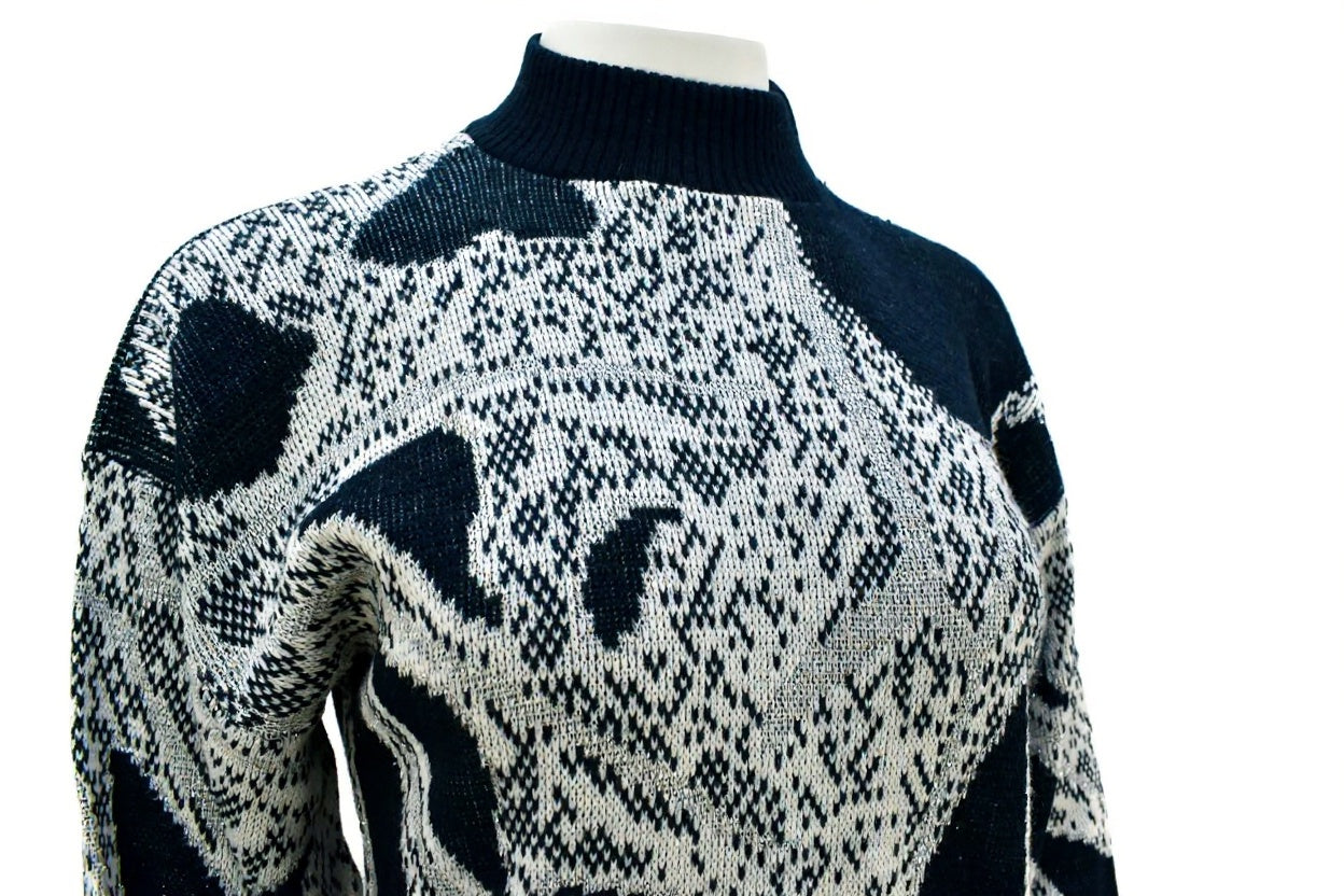 Women’s graphic sweater | Cozy vintage knitwear Size Small