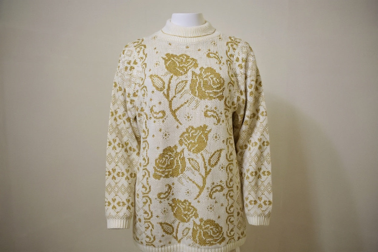 Women's vintage knitwear in floral print with gold & cream colorway Size Medium/ Large